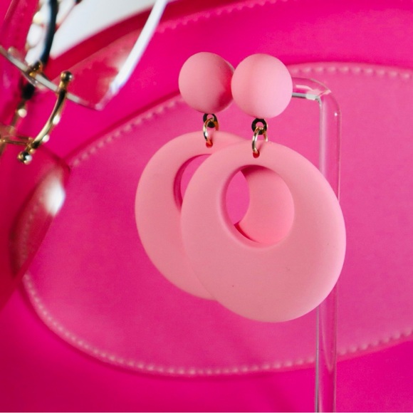 Retro inspired Earrings - Picture 4 of 7